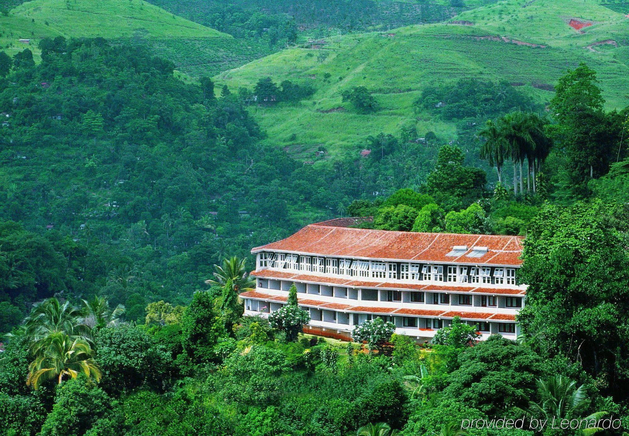 Hotel Hilltop Kandy Exterior foto